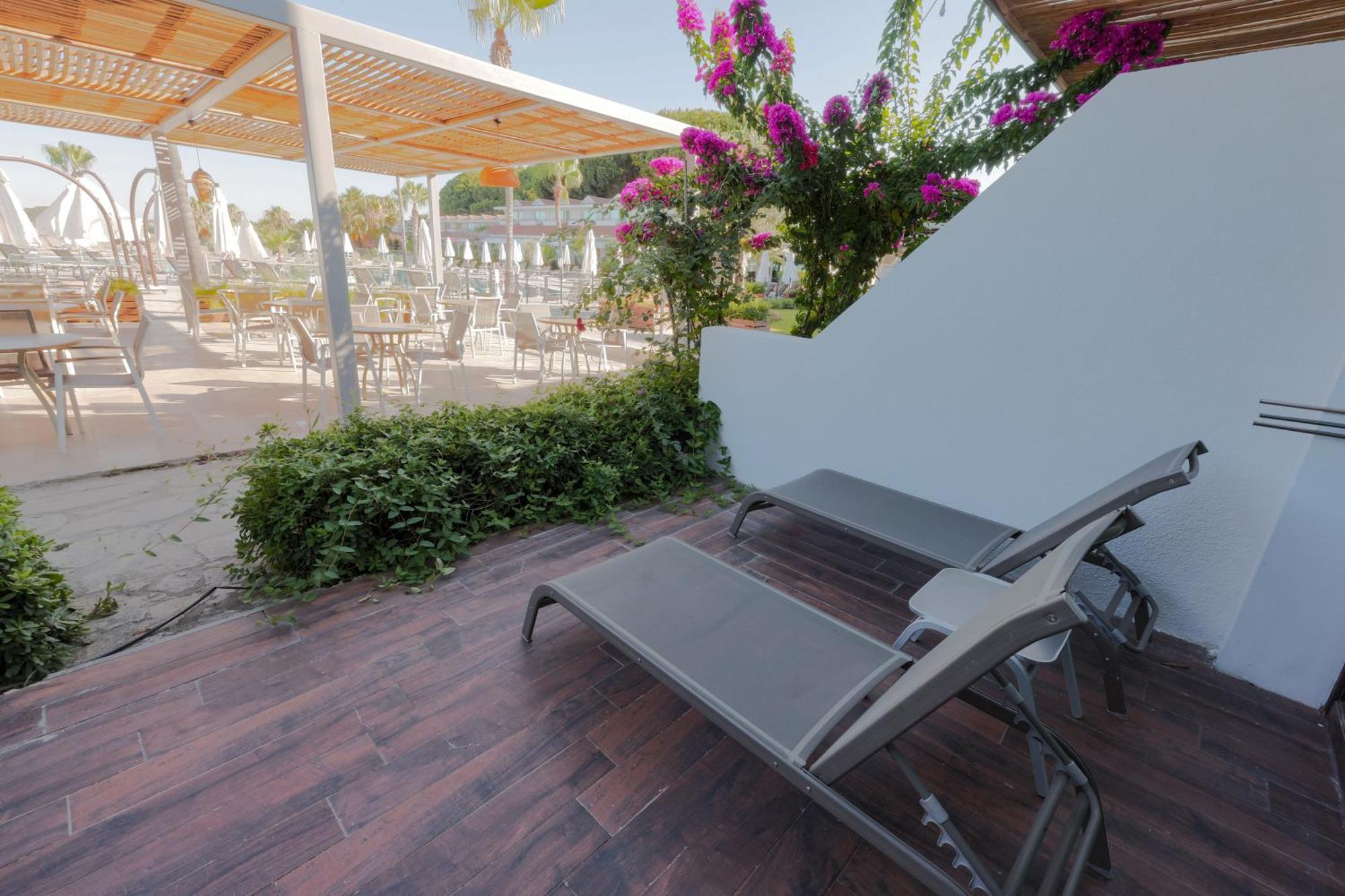 Flora Garden Beach Hotel - Adults Only 16 Plus - Couples Concept Kizilot Ngoại thất bức ảnh